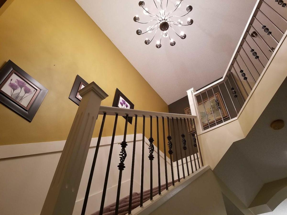 Tuscan Ridge Guesthouse Calgary West Esterno foto