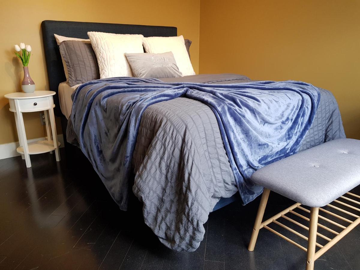 Tuscan Ridge Guesthouse Calgary West Esterno foto