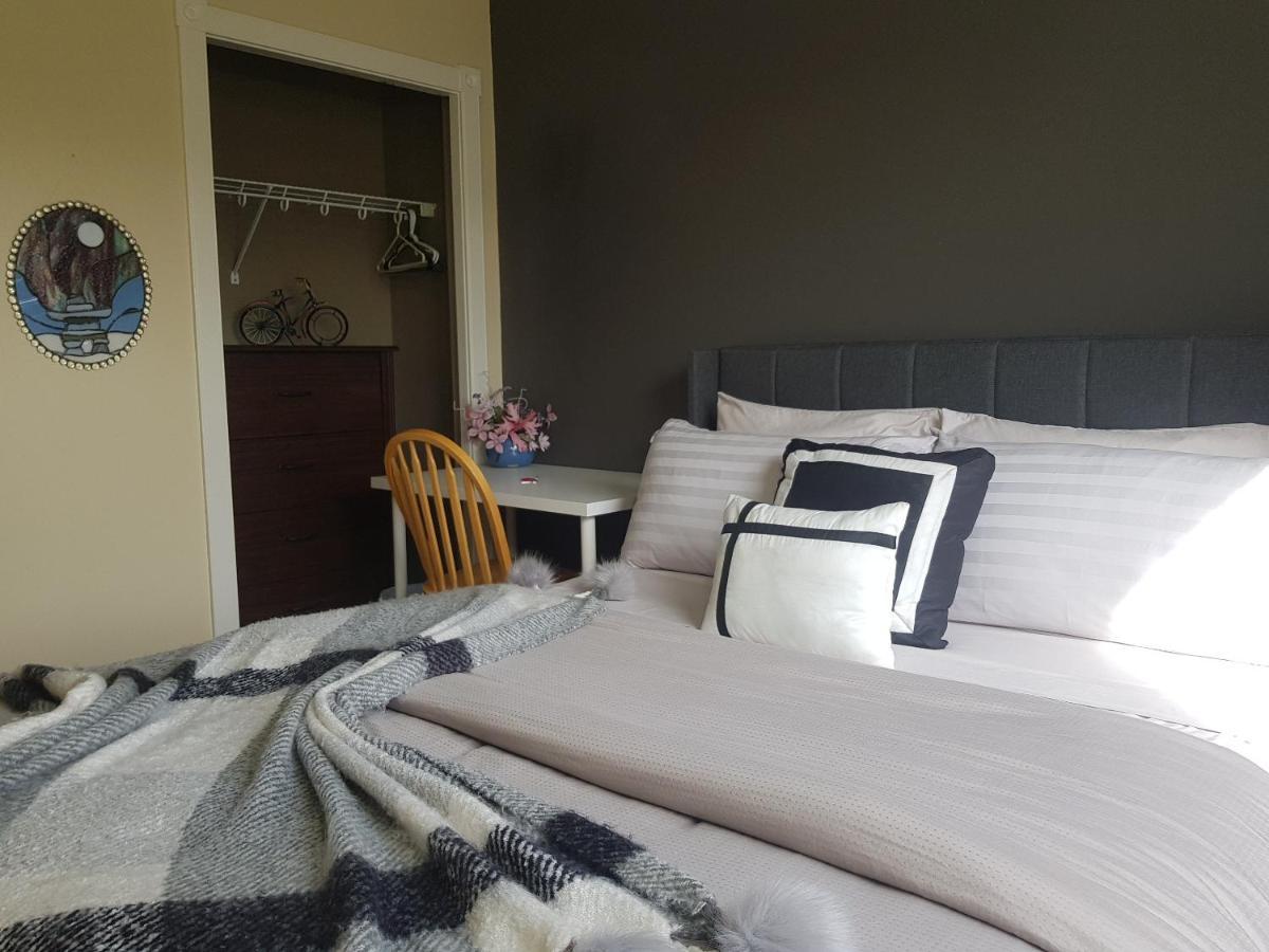 Tuscan Ridge Guesthouse Calgary West Esterno foto